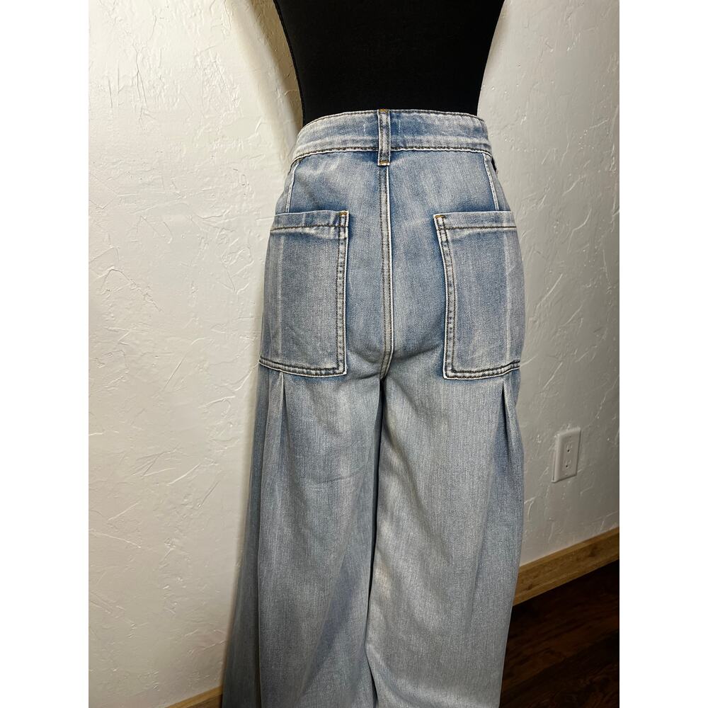 POL Wide Leg Pleated Jeans BOHO Light Wash With Studs Women's Size L - Picture 2 of 11